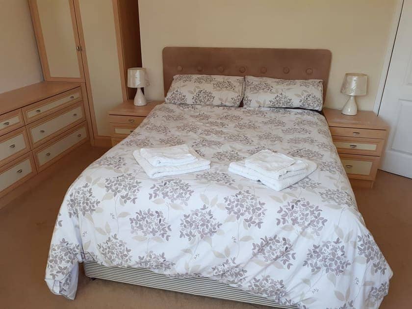 Double bedroom | Silver Way, Highcliffe, near Christchurch