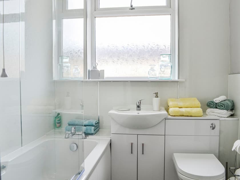 Bathroom | The Bungalow, Carnoustie