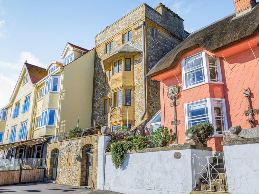 Exterior | Sundial House, Lyme Regis