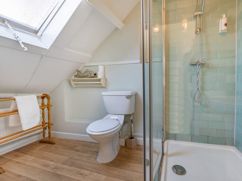 Shower room | Lavender Cottage - Lyme Regis Cottages, Lyme Regis