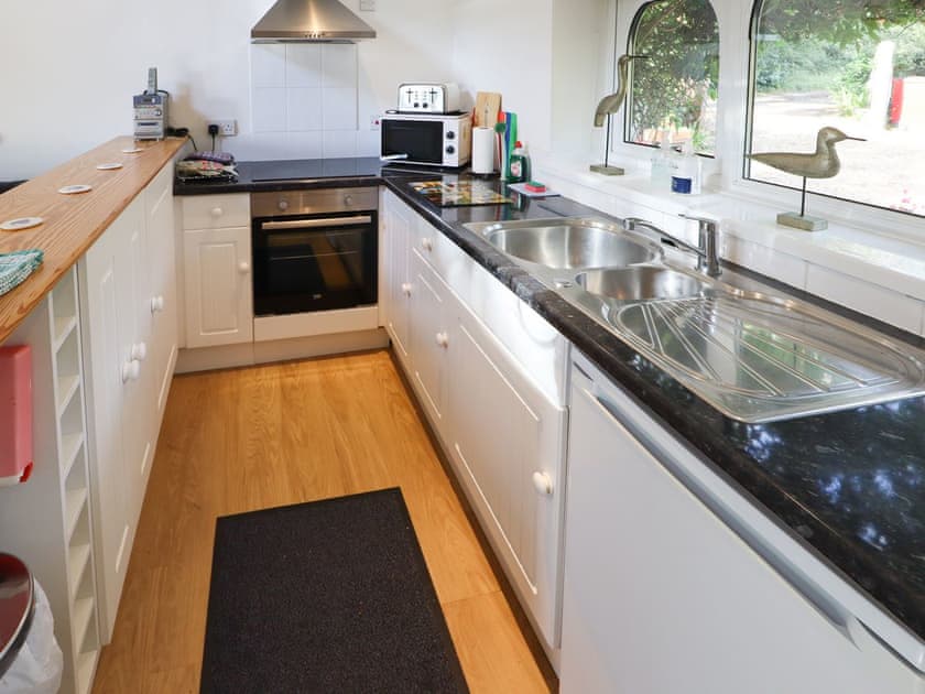 Kitchen | Kipper Cottage, Wootton Bridge