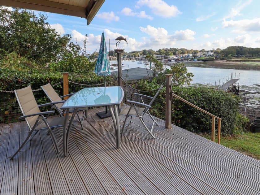 Summerhouse | Kipper Cottage, Wootton Bridge