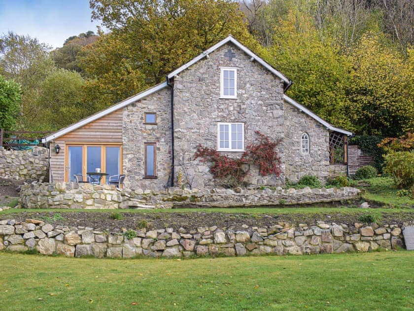 Exterior | Pentre Cwm Bach, Llansilin, near Oswestry
