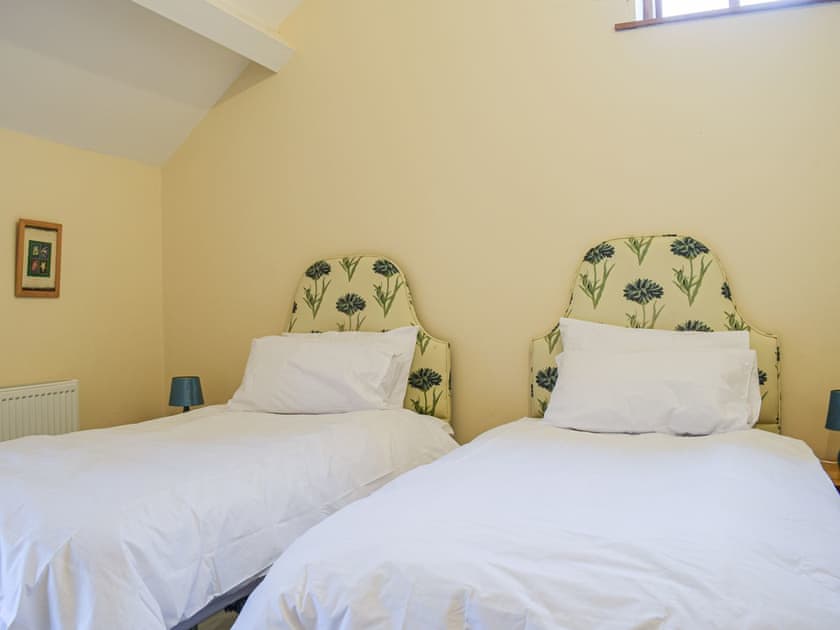 Twin bedroom | Colstey Farmhouse, Clun, near Bishops Castle