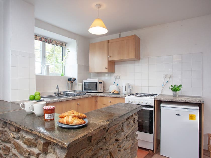 Open plan living space | Smithy - Summercourt Cottages, Looe