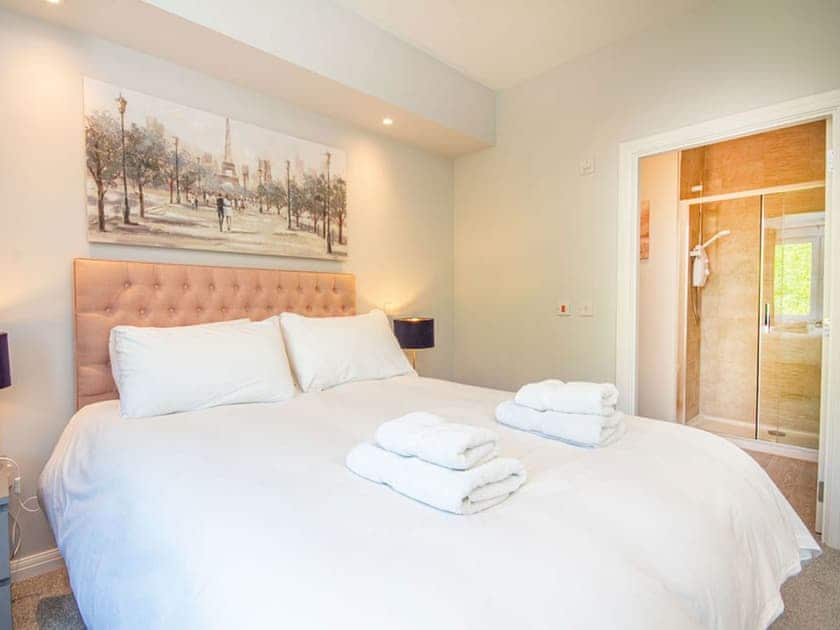 Double bedroom | Kessock View Apartment, Inverness