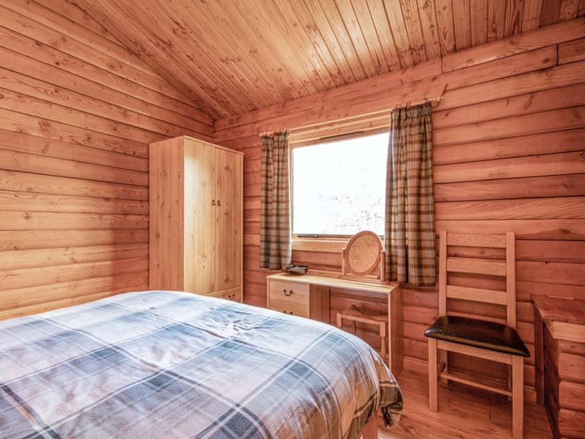 Double bedroom | Lochside Log Cabin, Brora