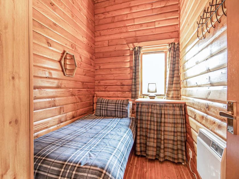 Single bedroom | Lochside Log Cabin, Brora