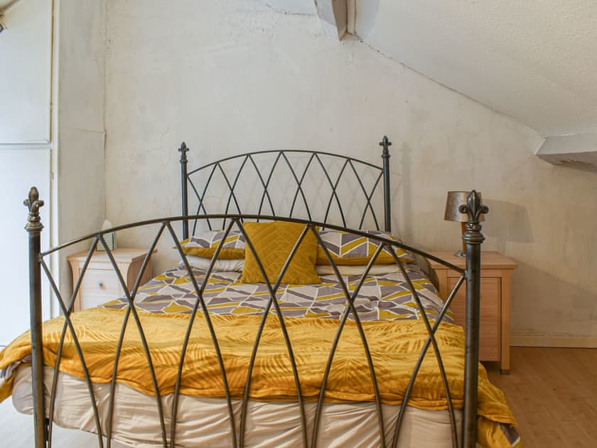 Double bedroom | Tremadog Cottage, Tremadog
