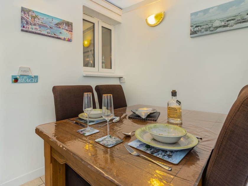 Dining Area | The Garden Flat, Torquay