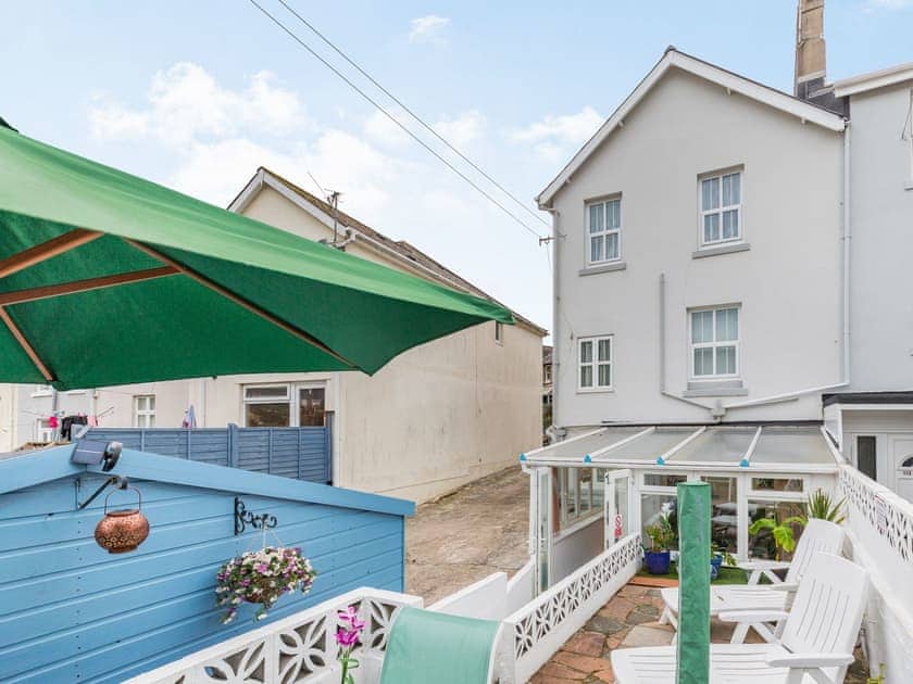 Sitting-out-area | The Garden Flat, Torquay