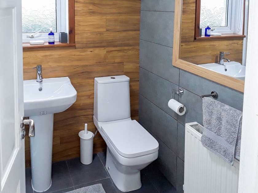 Bathroom | MacRury Cottage, Balemore, near All Outer Hebrides
