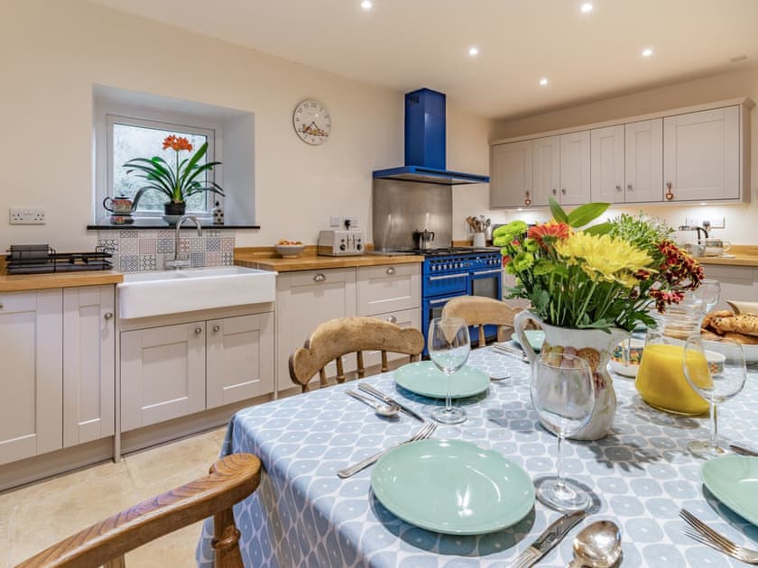 Kitchen/diner | Pwll Farmhouse, Llanllawddog, near Brechfa