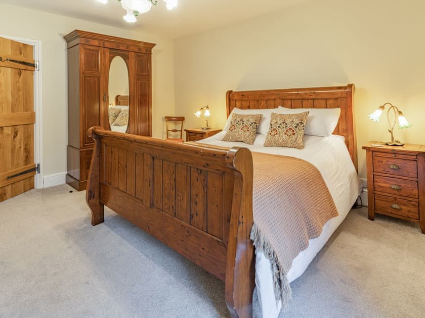 Double bedroom | Pwll Farmhouse, Llanllawddog, near Brechfa
