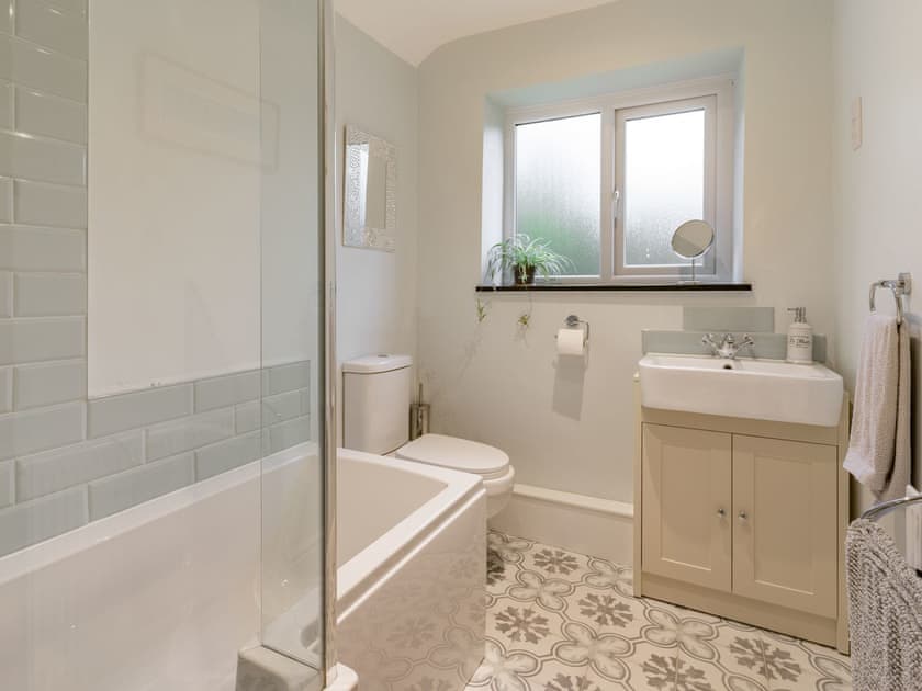 Bathroom | Pwll Farmhouse, Llanllawddog, near Brechfa