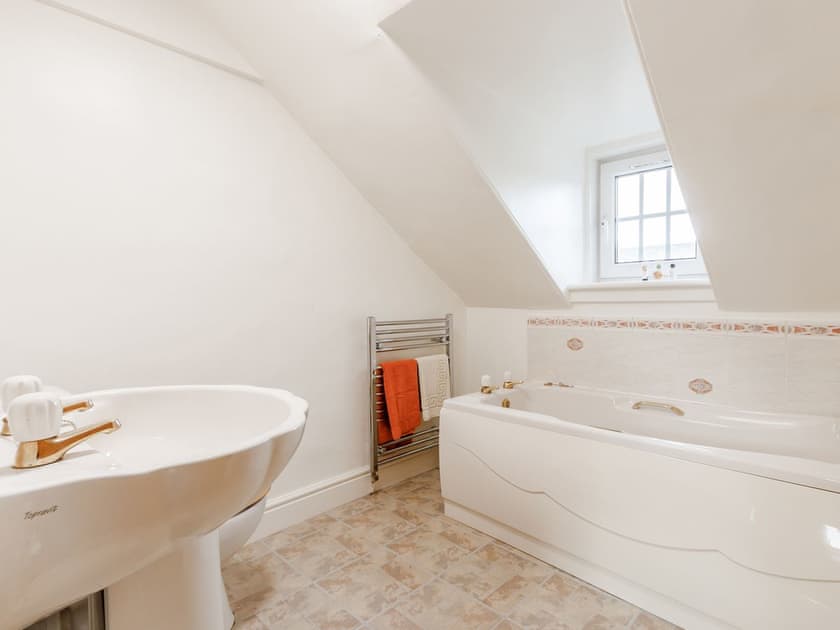 Bathroom | Mill View, Aberfeldy