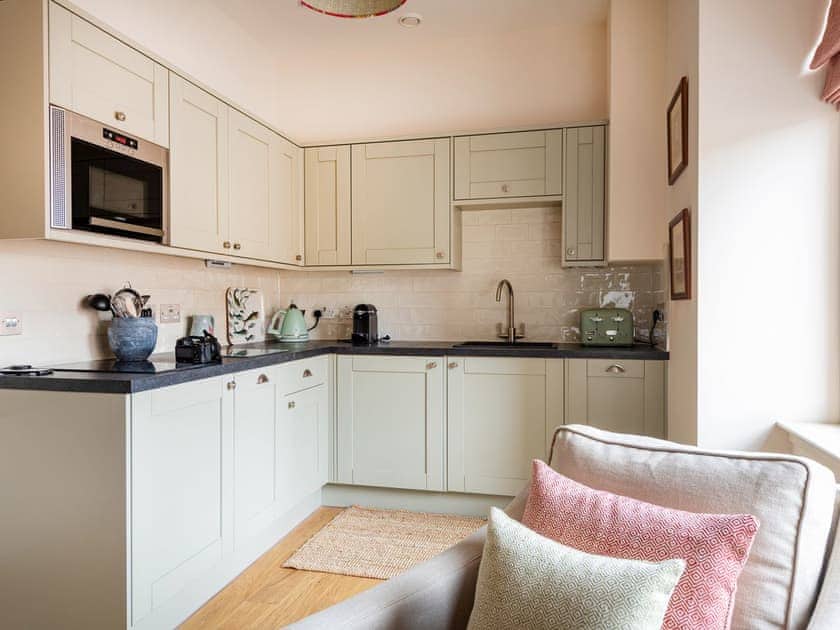 Kitchen | Tree House - Arthouse Apartments, Inverness