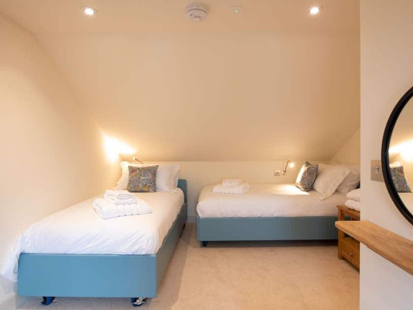 Twin bedroom | Tree House - Arthouse Apartments, Inverness