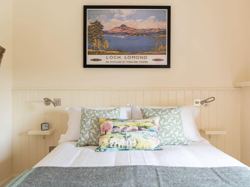 Double bedroom | Loch Ness - Arthouse Apartments, Inverness