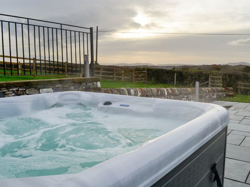 Hot tub | Inverallan, Amisfield