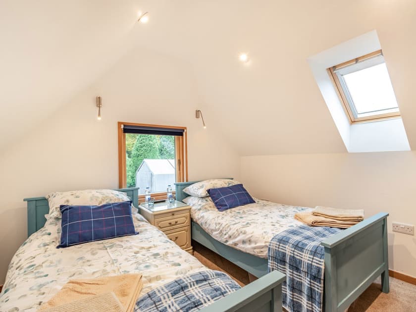 Twin bedroom | Brindleshaw Barn, Harvel, near Gravesend