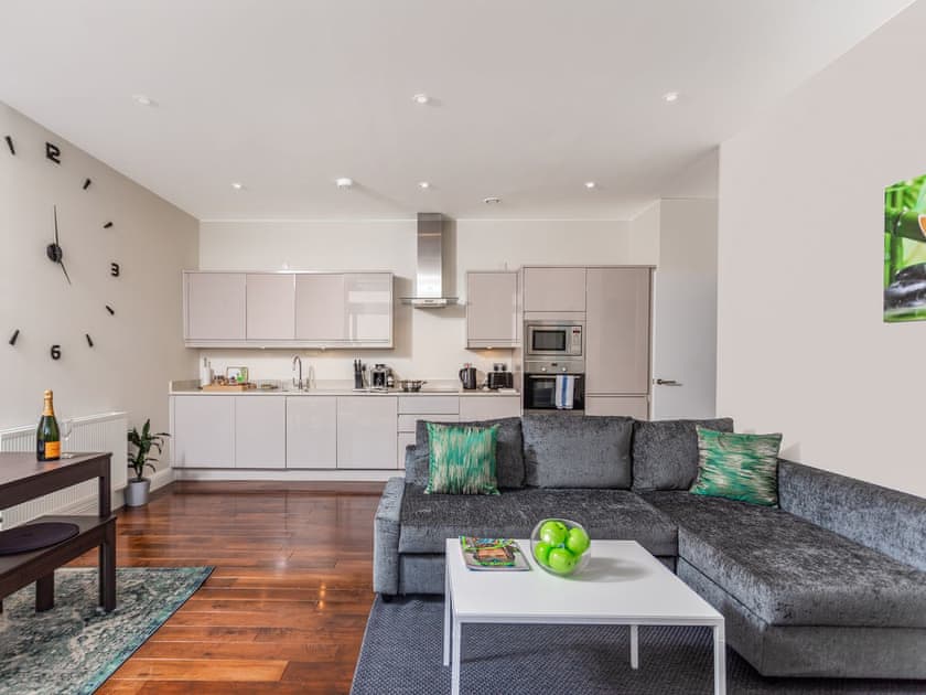 Open plan living space | Penthouse - Bellaire Stays, Ashford