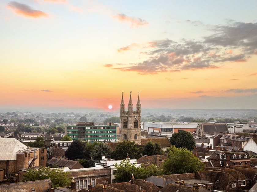 View | Penthouse - Bellaire Stays, Ashford