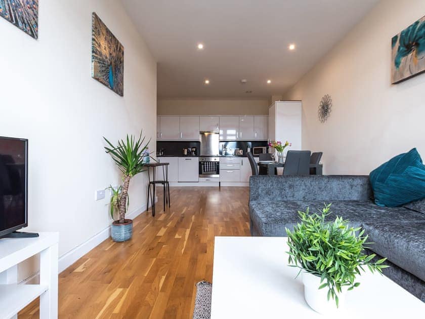 Open plan living space | Panorama - Bellaire Stays, Ashford