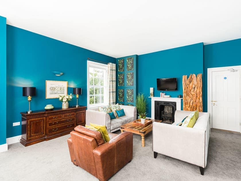 Living room | Apartment 15 - The Judges Lodgings, Gloucester