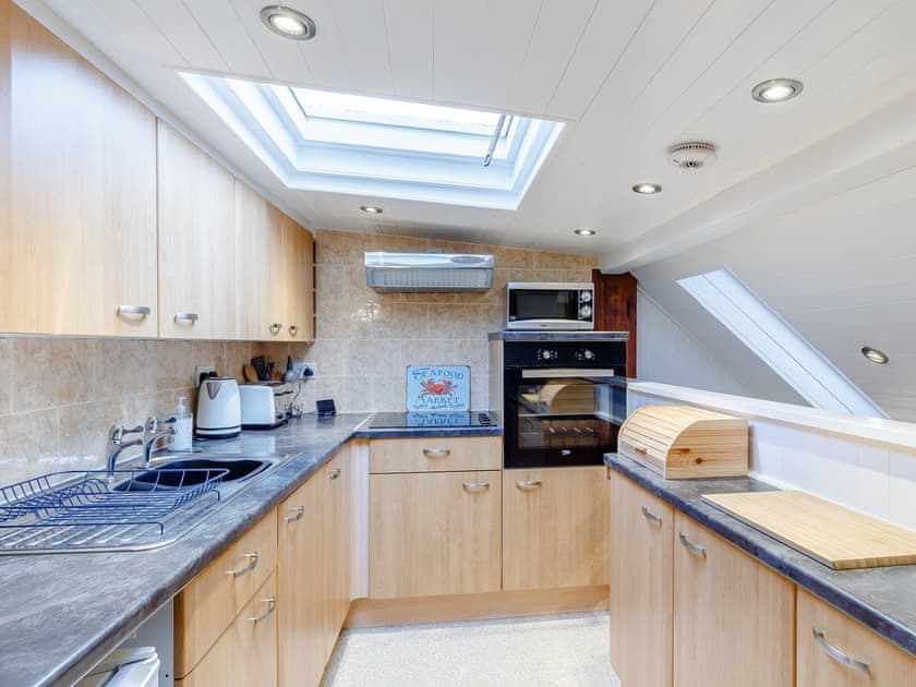 Kitchen | Fisherman’s Bothy, Mevagissey