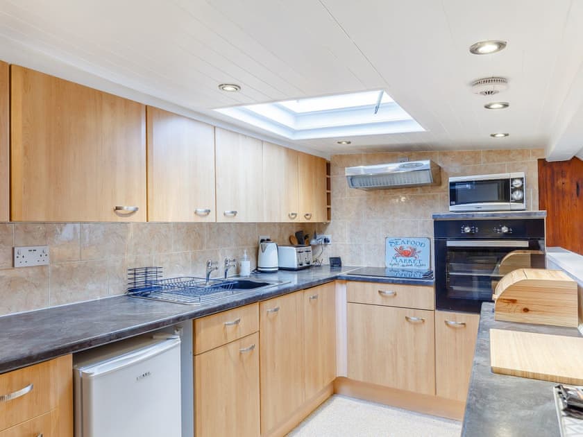 Kitchen | Fisherman’s Bothy, Mevagissey