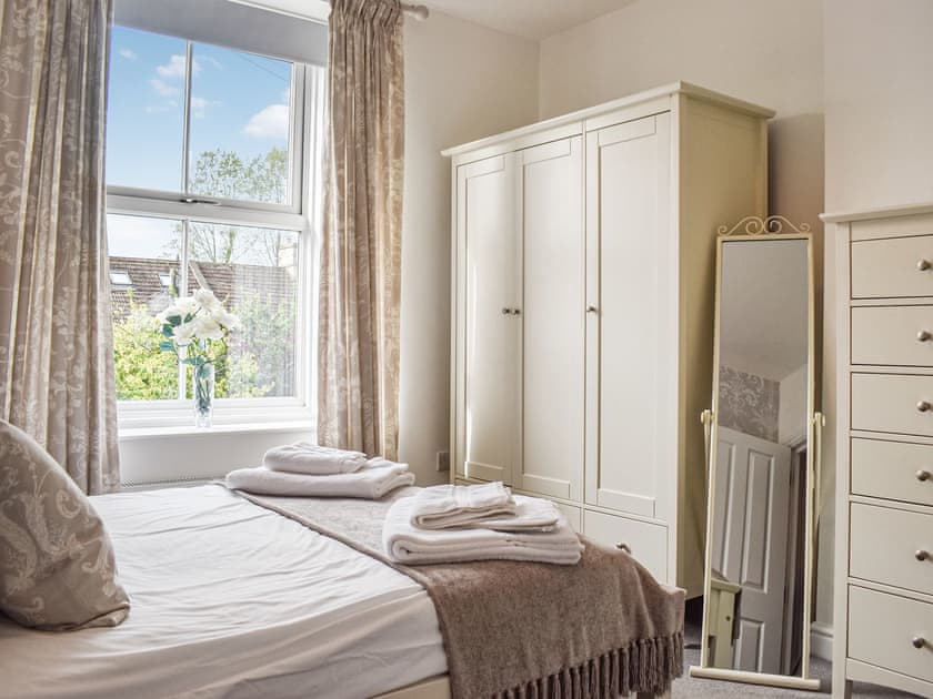 Bunk bedroom | Flat 3 Avon Villa, Bradford-on-Avon
