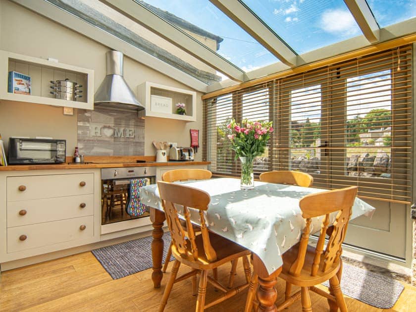 Kitchen and dining area | Thistledown Cottage, Great Longstone, near Bakewell