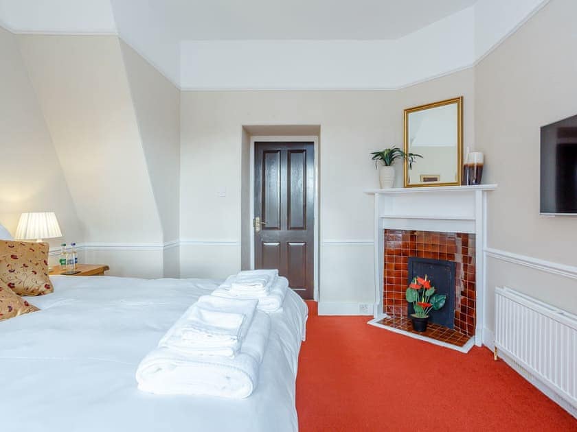 Double bedroom | Craigendarroch House, Ballater