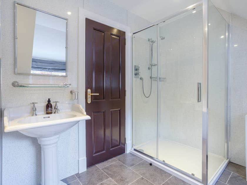 Shower room | Craigendarroch House, Ballater