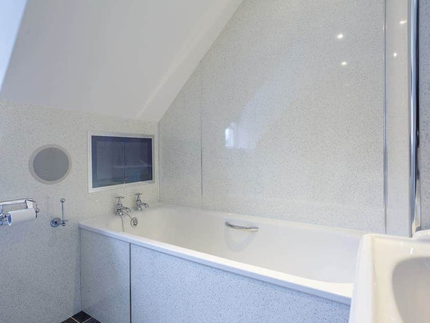 Bathroom | Craigendarroch House, Ballater