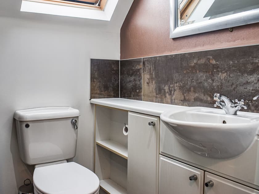 Bathroom | Coopers Townhouse, Weston Super Mare