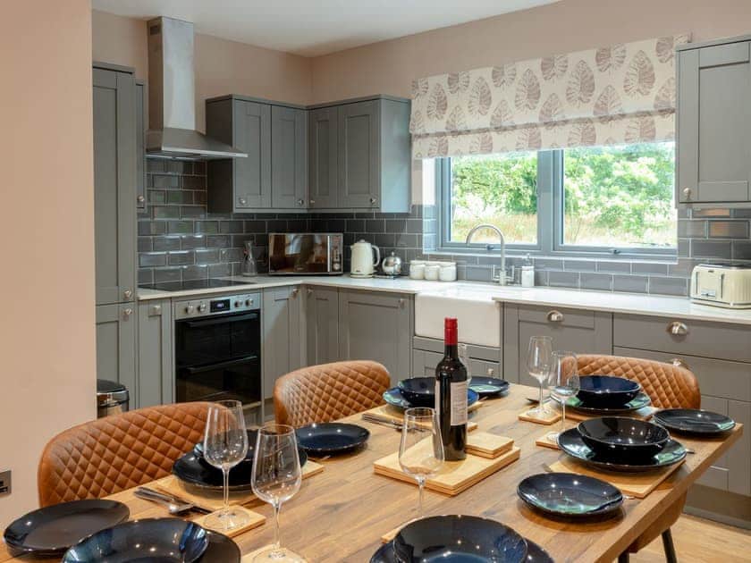 Kitchen/diner | Slatehouse Cottage - Drumlanrig Castle, Thornhill, near Dumfries