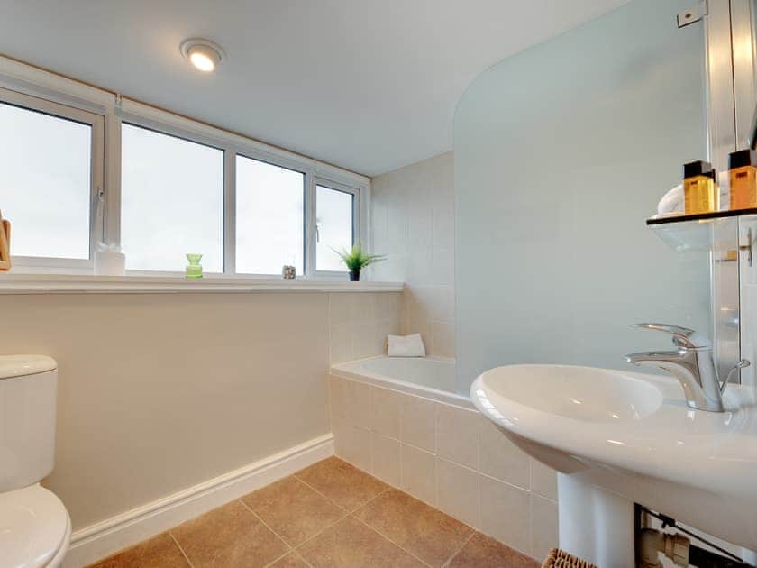 Bathroom | Percy Apartments 65, Tynemouth