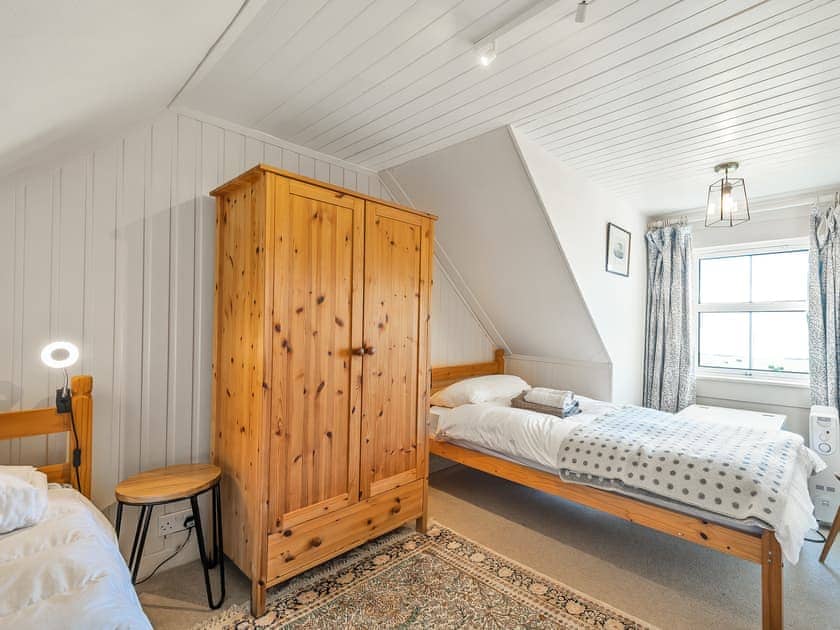 Twin bedroom | Druid Farm Cottage, Machrie, near Brodick
