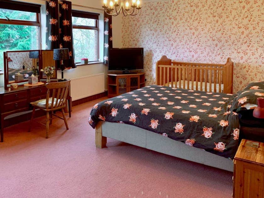Double bedroom | Field House, Baschurch, near Shrewsbury