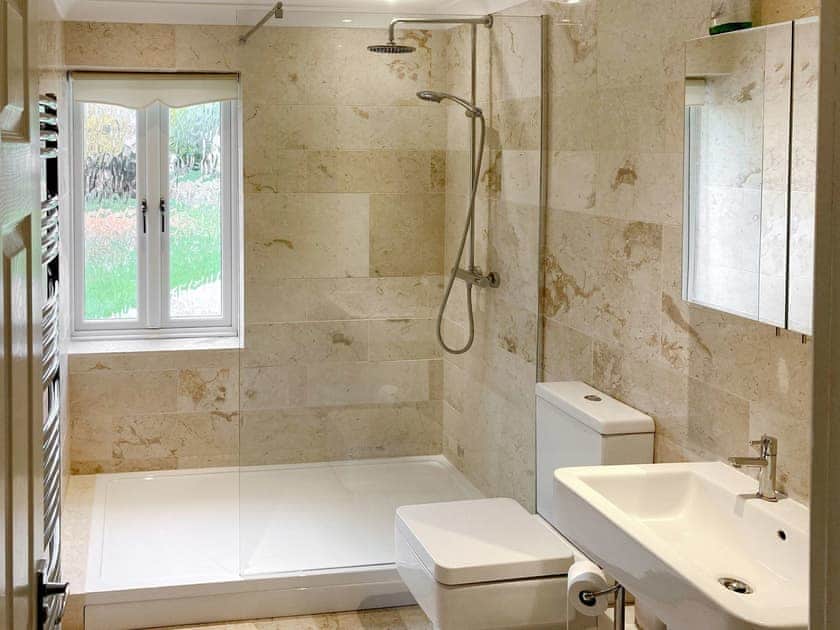 Shower room | Hedgeways, Fordham