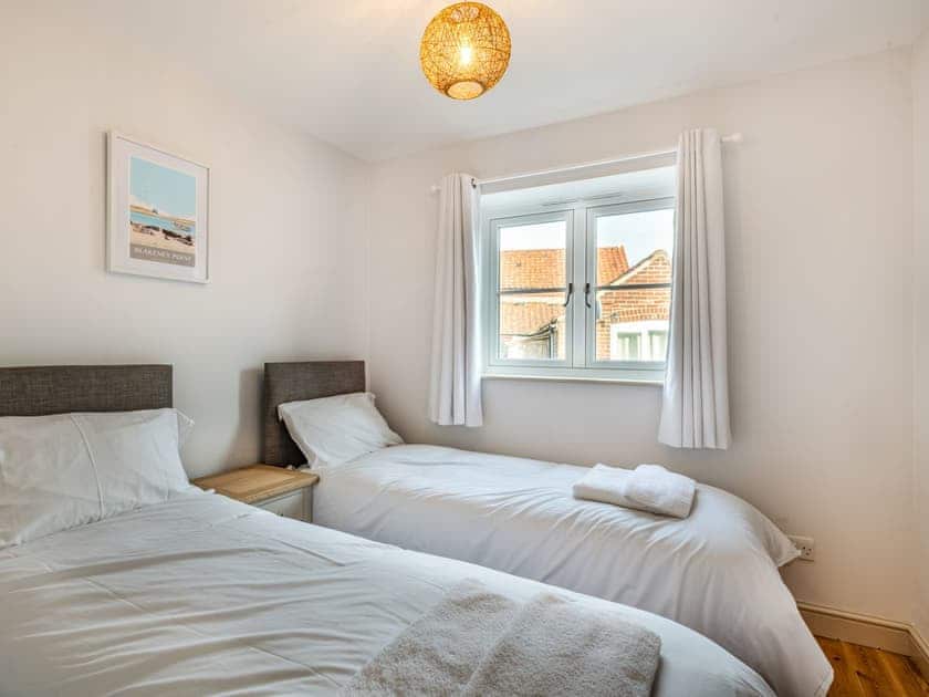 Twin bedroom | River View, Gimingham