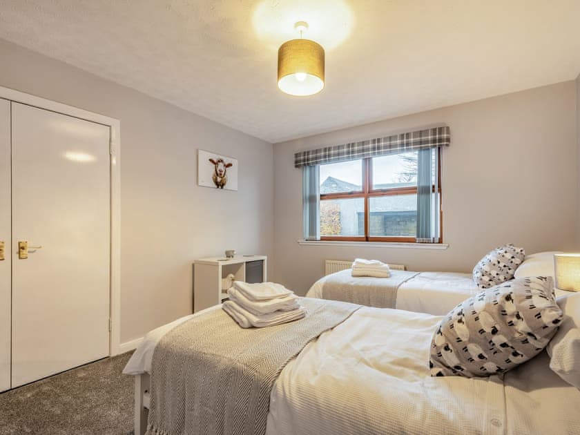 Twin bedroom | Rowan Muir, Crosshouse, near Kilmarnock