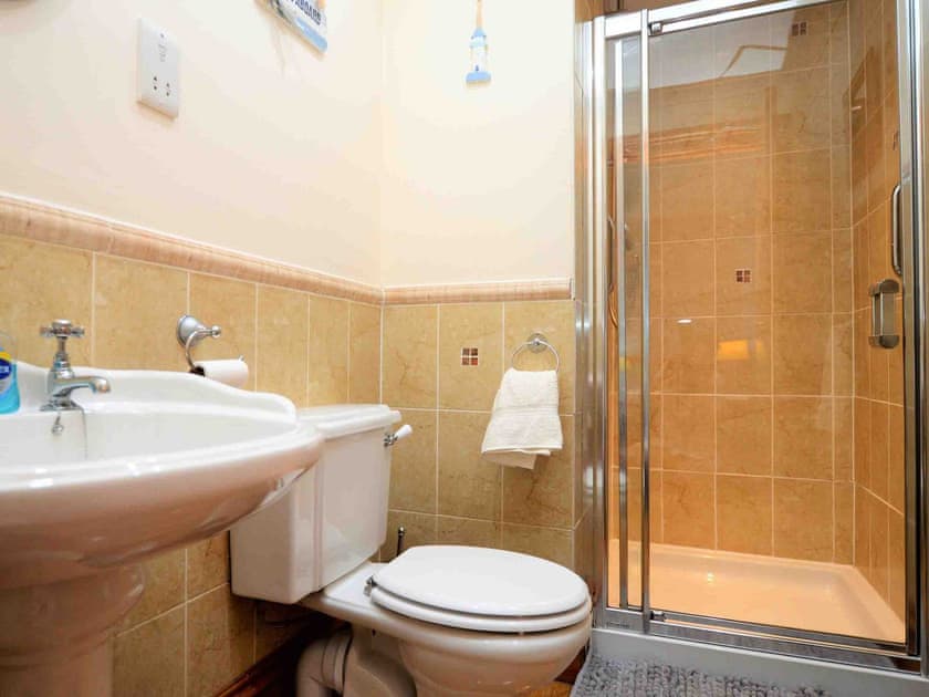 Bathroom | Arthurs Seat, Innellan