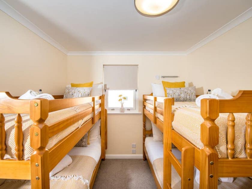 Bunk bedroom | The Cairngorm - Silverglades Holiday Homes, Aviemore