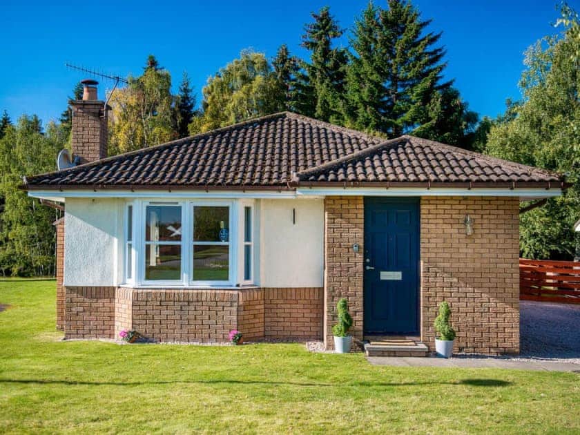 Exterior | The Cairngorm - Silverglades Holiday Homes, Aviemore