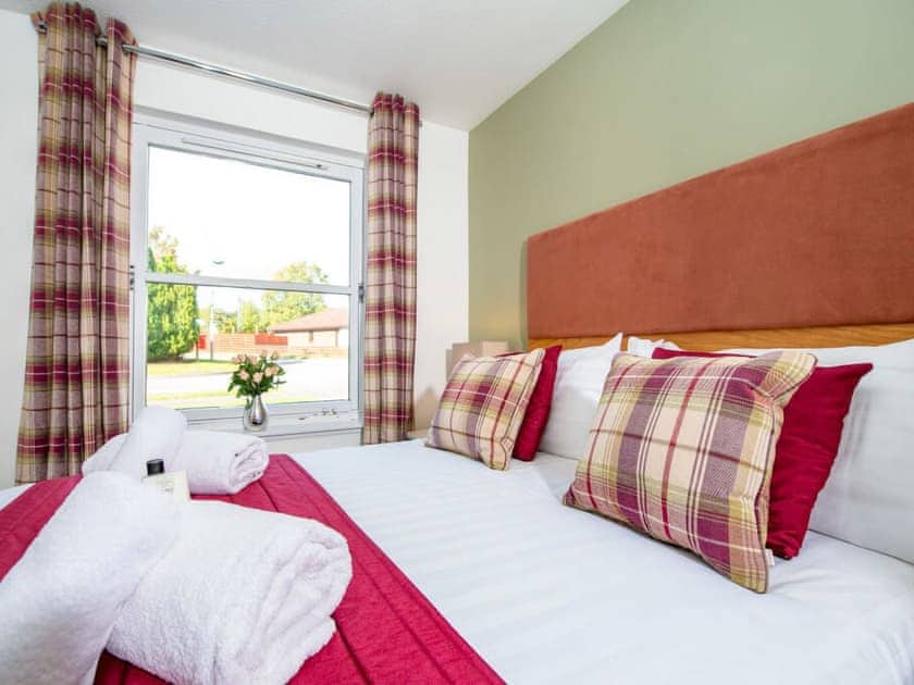 Double bedroom | Dalmore - Silverglades Holiday Homes, Aviemore