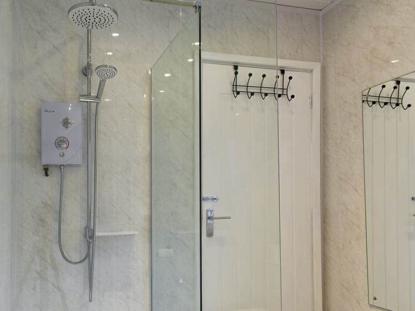 En-suite | The Lily Pad, Near Padstow