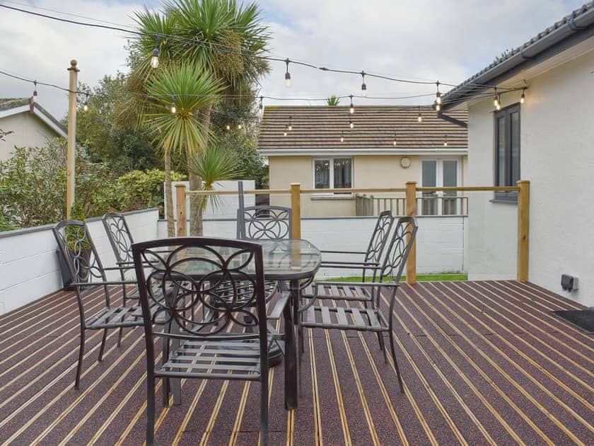 Decking | The Lily Pad, Near Padstow
